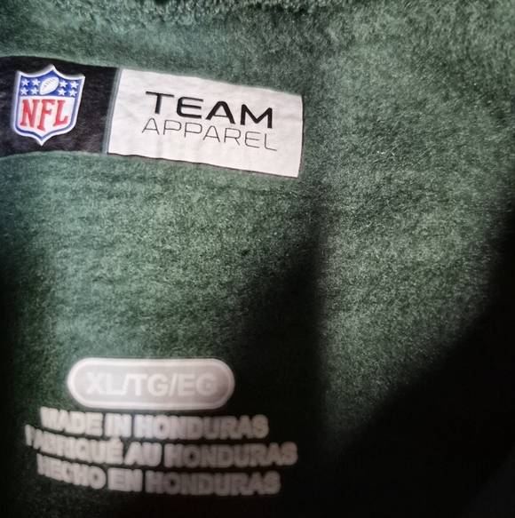 Green Bay Packers Green Hoodie - Picture 3 of 3